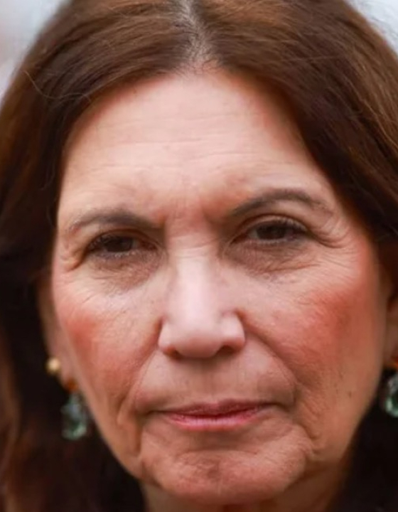 Bia Kicis diz que Bolsonaro é tratado ‘pior que os piores criminosos’