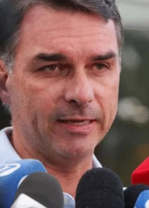 Flávio chama Moraes de ‘negacionista’ após decisão contra sindicância