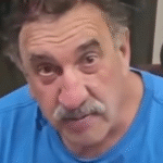 Ratinho se pronuncia após ser ‘confundido’ com Nicolás Maduro; ASSISTA VÍDEO