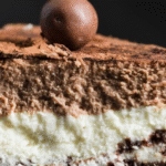 Mulher termina casamento de 25 anos após marido comer seu pedaço de bolo