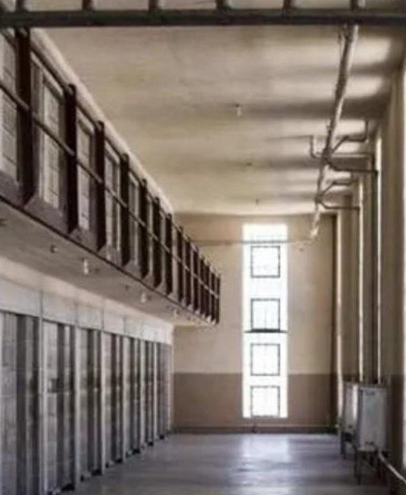 CINEMA NA CADEIA: governo compra dezenas de TVS para presidiários; VEJA VÍDEO