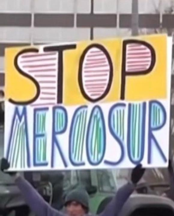 Agricultores protestam em estrasburgo contra acordo ue-mercosul