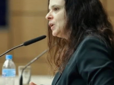 Janaina Paschoal chama Flávio de ‘filhinho de papai’ e defende Tarcísio