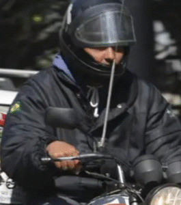 Trabalhador que usa moto no serviço terá direito adicional de periculosidade de 30%, mesmo sem registro de motoboy