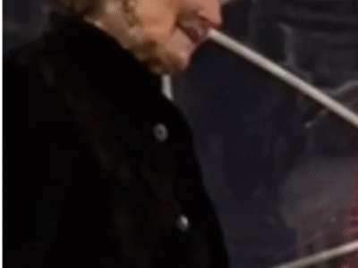 Vizinhos há 40 anos, idosos reencontram o amor e ficam noivos