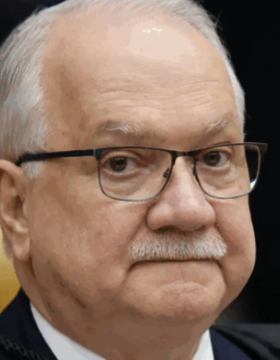 ‘Ou nos autolimitamos, ou poderá haver limitação de um Poder externo’, diz Fachin