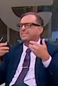 Comentarista da Globo News, Octavio Guedes diz que o dono do Banco Master tem que ser preso, pois está tumultuando o processo; VEJA VÍDEO