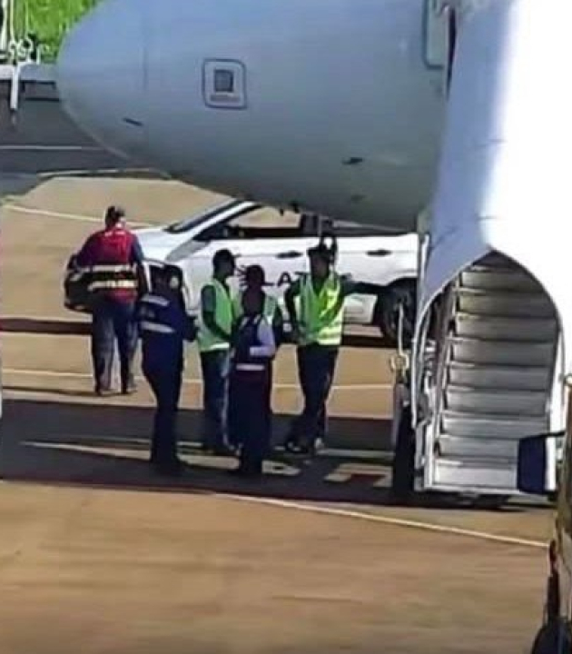 Passageiros de voo da Latam passaram mal após explosão de carregador