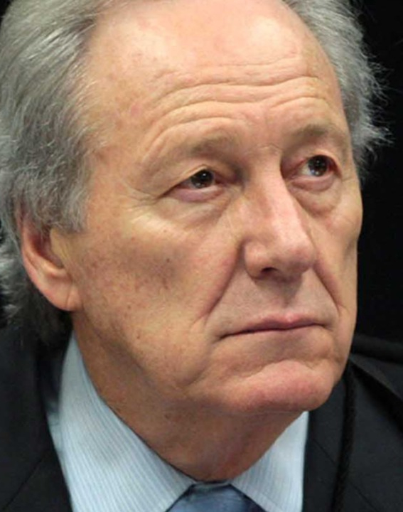 Master pagou milhões a escritório de Lewandowski sem ações registradas; VEJA