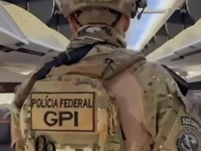 VÍDEO: veja varredura da polícia em avião após suspeita de bomba; ASSISTA