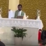 Diocese se manifesta após padre negar eucaristia a fiéis que apoiassem Nikolas Ferreira em MG