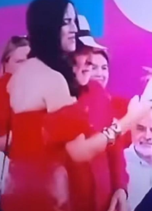 Janja se revolta por ciúmes após Lula posar para foto com apoiadora; VEJA VÍDEO