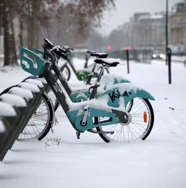 A mudança climática é o maior escândalo financeiro da história? Movimento político é também o mais desumano da história da humanidade. Jogaram fora 16 trilhões de dólares e não salvaram 1 vida sequer. Entenda