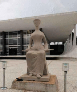 Folha de São Paulo acusa inquérito das Fakes News de inconstitucionalidade somente após 7 anos de aberto