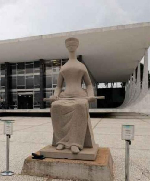 Folha de São Paulo acusa inquérito das Fakes News de inconstitucionalidade somente após 7 anos de aberto