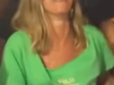 Público vibra ao ver João Gomes interromper show para homenagear a cientista Tatiana; VEJA VÍDEO