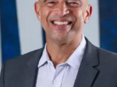 REVISTA VEJA: ‘Flávio Bolsonaro está mais preparado que o pai para governar’, diz economista