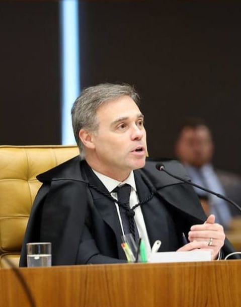 Caixa tem rombo de 1 bilhão e tem dificuldade de ajudar BRB