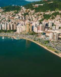 Idosos com mais de 60 anos estão se mudando para essa cidade por ter a melhor qualidade de vida do Brasil