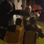 Brasileiros enfrentam chuva e filas enormes para abrir residência no Paraguai; VEJA VÍDEO