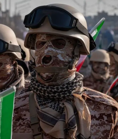 No momento, você está visualizando Irã inunda redes sociais com propaganda e vídeos falsos como tática de guerra; VEJA: