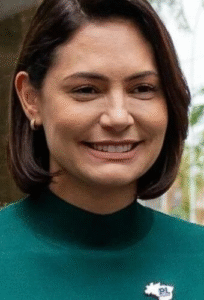 Michelle teria transformado o nome Jair Bolsonaro em marca de diversas produtos; Veja lista