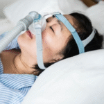 Alerta! Apneia do sono pode afetar a visão. Estudo revela que as sucessivas falhas na oxigenação podem levar à falência da córnea. Saiba em Marília se você corre esse risco