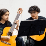 Estude música no GURI de graça e de onde estiver. São 24 cursos on-line e restam as últimas vagas. As aulas começam em maio e ainda existem inúmeras opções de cursos presenciais.