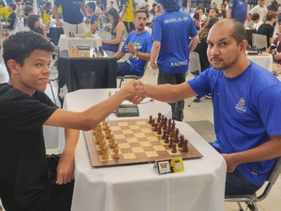 Xadrez de Marília conquista grandes resultados na 4ª etapa da Liga do Enxadrista. No Absoluto, enfrentando 10 mestres e vários jogadores experientes, Marília colocou 3 atletas entre os primeiros colocados