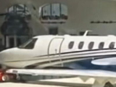 INUSITADO: Bairro nos EUA onde moradores saem de casa de avião; VEJA VÍDEO