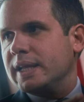 A serviço do PT e Esquerdopatas, presidente da Câmara, Hugo Motta, pediu ajuda a líderes do Centrão para retirar a redução da maioridade penal de criminosos menores, do texto da PEC da Segurança