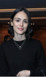 Atriz relembra que enfrentou preconceito por ser evangélica