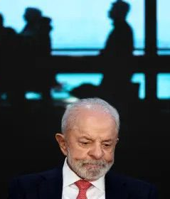 URGENTE: Empresário diz ter documentado achaque de auxiliar próximo ao presidente