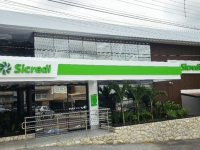 Sicredi inaugura sua agência em Junqueirópolis e promove novas oportunidades para a região. 25ª unidade reforça o compromisso com o desenvolvimento sustentável e a proximidade com a comunidade