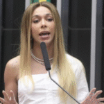 ESTRANHO: Presidente da Comissão da Mulher, Erika Hilton, bloqueia mulheres que discordam e postagem denuncia; VEJA POSTAGEM