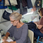 Centenas de peças esperam pelos consumidores no Bazar da Arte do Bem de Marília. Enorme variedade de produtos em tecidos e renda será revertida às causas sociais. Veja quando e onde será