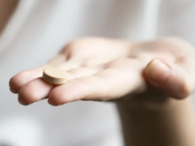 Comida pode interferir no remédio? Entenda como isso corre; CONFIRA: