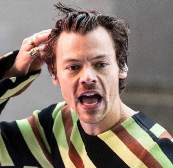 Novo estudo pode ser a chave para a cura da calvície A pesquisa de cientistas do Japão e EUA apresentou uma célula muito semelhante ao natural de folículos capilares sintéticos