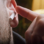 Fones de ouvido somem de lojas na Europa após alerta