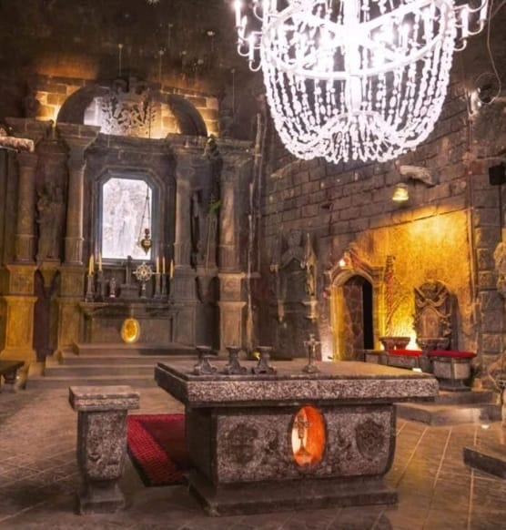 Conheça Wieliczka, a “cidade” subterrânea feita de sal na Polônia