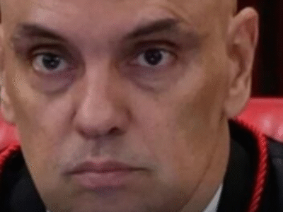 Gesto de Flávio Bolsonaro a Moraes ajuda situação do Bolsonaro