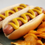 Excesso de ultraprocessados pode afetar fome e saciedade em jovens. Pesquisa foi feita com universitários