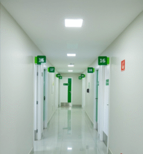 Centro de Especialidades Médicas da Unimed Marília celebra 6 anos de cuidado e excelência. Unidade registra cerca de 3 mil atendimentos mensais e amplia acesso a especialidades. Veja