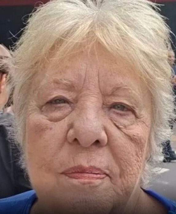 Da prisão na Itália, Carla Zambelli lança a própria mãe à Câmara e desafia adversários