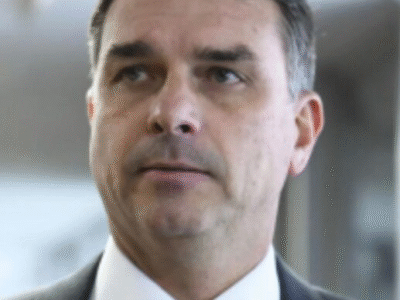 Urgente: em pesquisa Atlas/Intel Flávio Bolsonaro aparece à frente de Lula