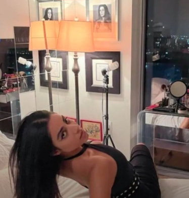 No momento, você está visualizando Sobrinha do General iraniano Soleimani vivia com luxo nos EUA enquanto defendia regime que 0pr1me iranianas; VEJA DETALHES: