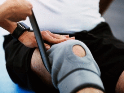 Veja os benefícios do uso de joelheira para aliviar a dor da artrose, segundo estudo no Reino Unido. 466 adultos com 45 anos ou mais fizeram parte