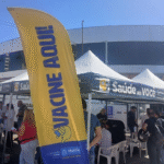 Saúde intensifica vacinação contra a gripe com várias ações neste sábado. São 60 profissionais trabalhando nas ações no centro, supermercados São Francisco e imunização de acamados. Veja tudo