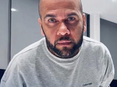 Ex-mulher de Daniel Alves é condenada após suspeita de desvio milionário das contas do jogador