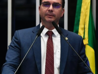 URGENTE: Pesquisa indica que, com Flávio Bolsonaro, direita pode conquistar o Nordeste e vencer em todo o país: